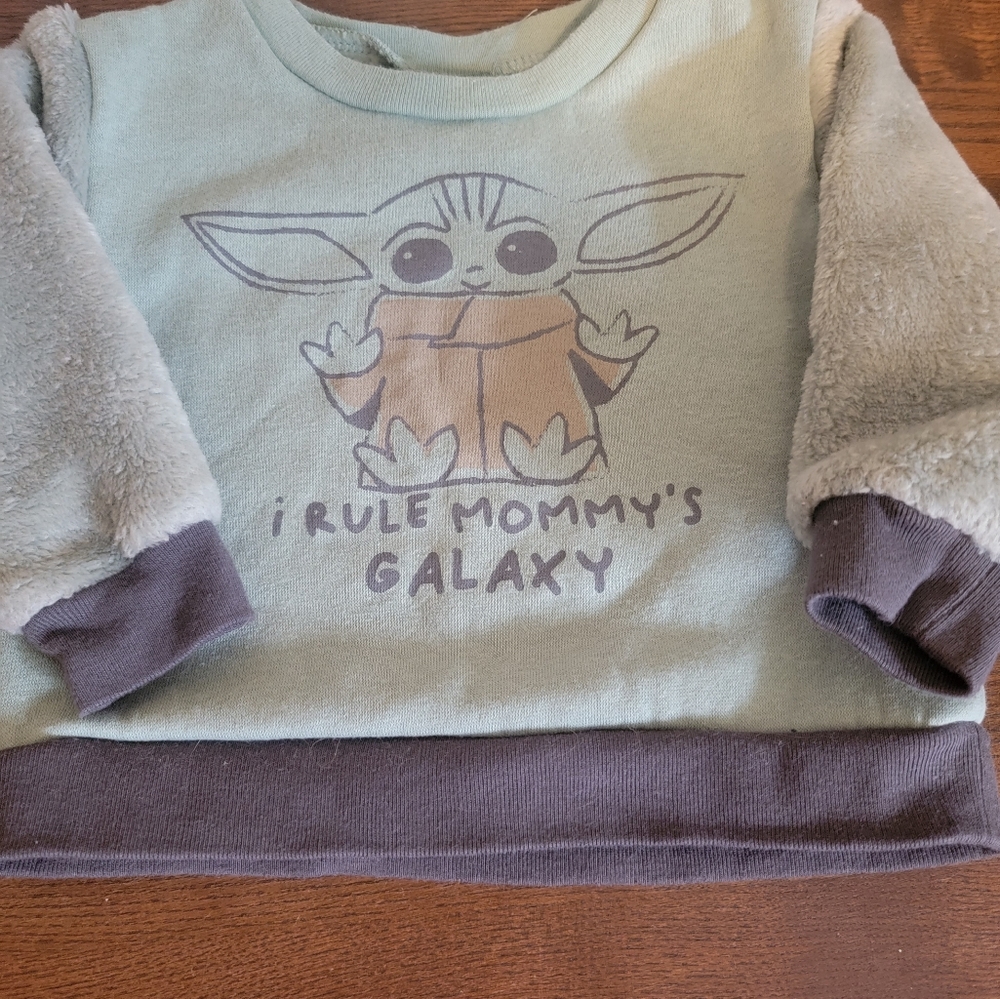 Baby Yoda Star Wars Sweat Shirt 6-9 months Infant